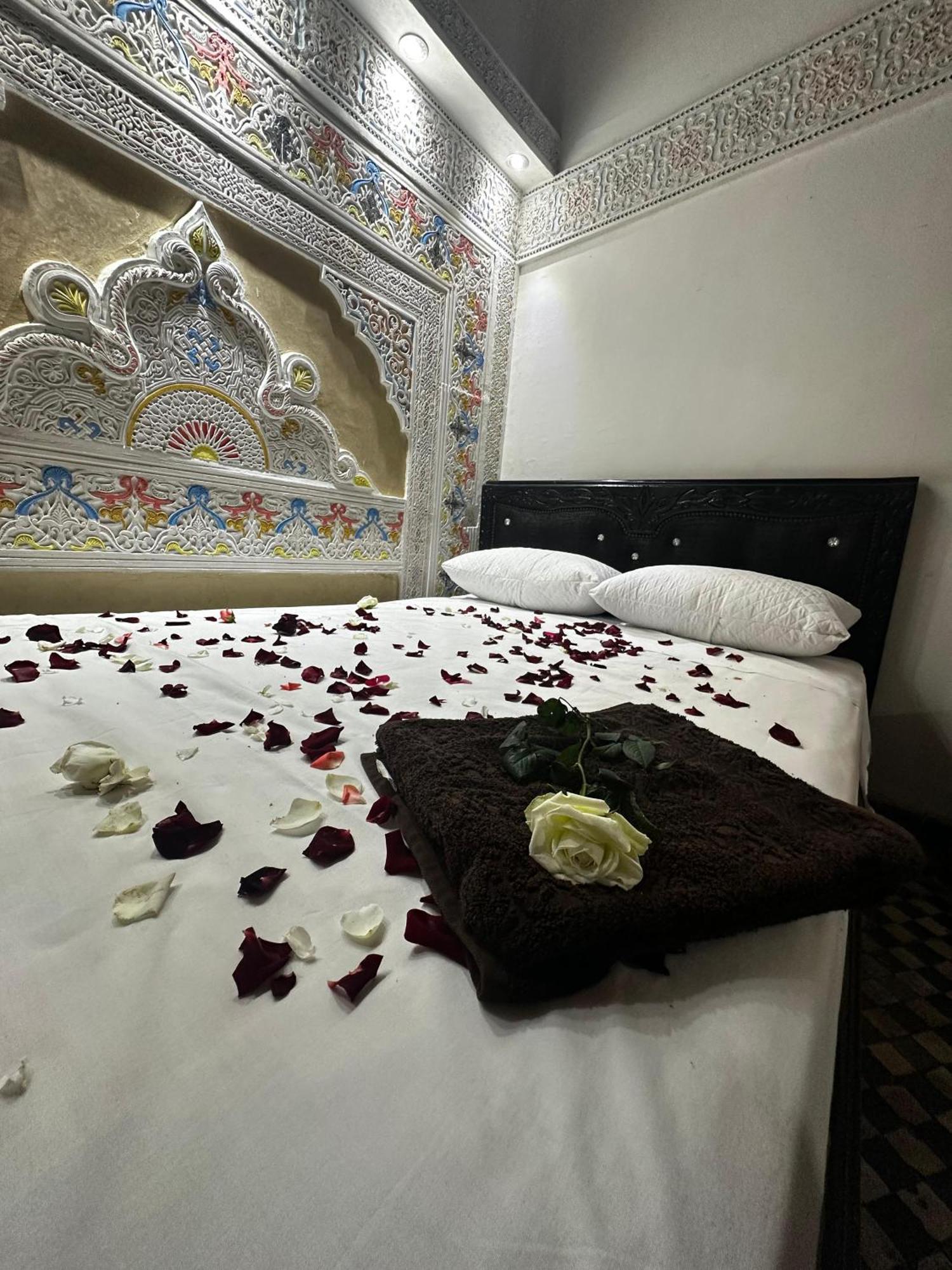 Riad Zohor Fès Exteriör bild