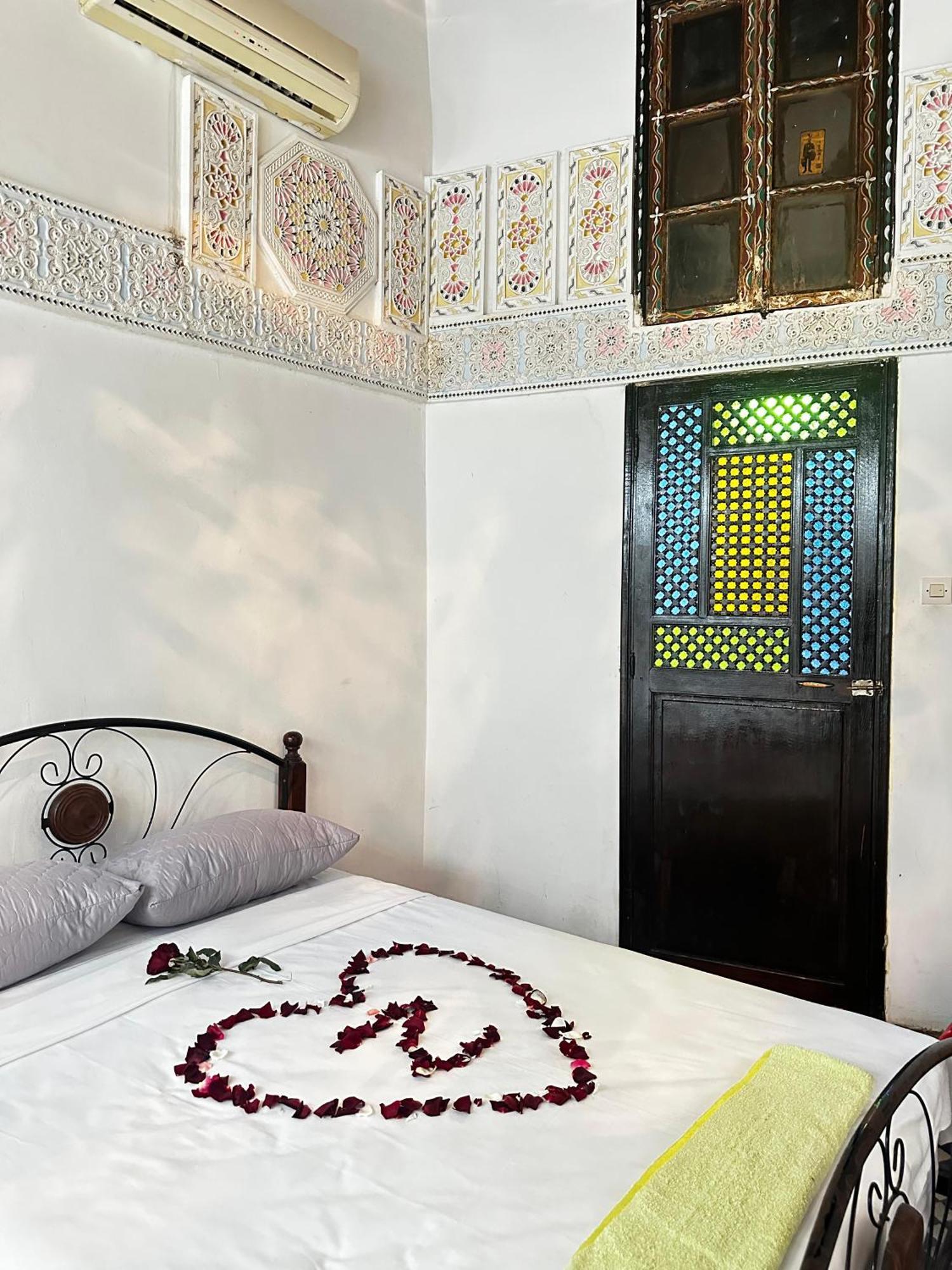 Riad Zohor Fès Exteriör bild