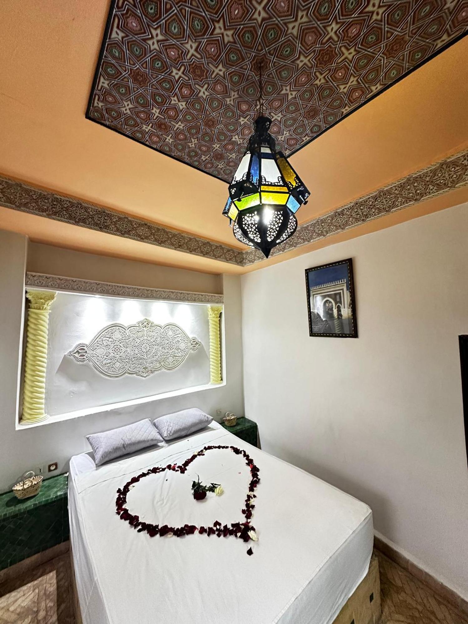 Riad Zohor Fès Exteriör bild